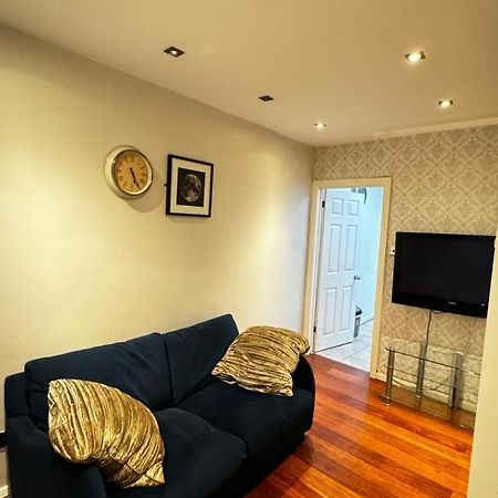 Eastbury Road Home 왓퍼드 외부 사진