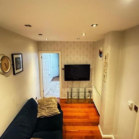 Eastbury Road Home 왓퍼드 외부 사진