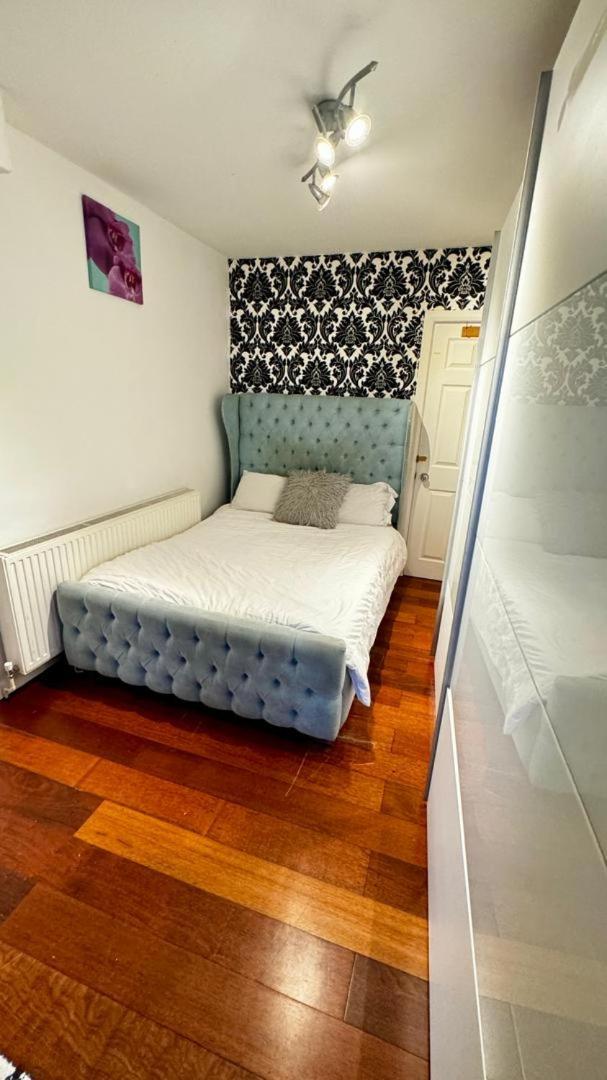 Eastbury Road Home 왓퍼드 외부 사진
