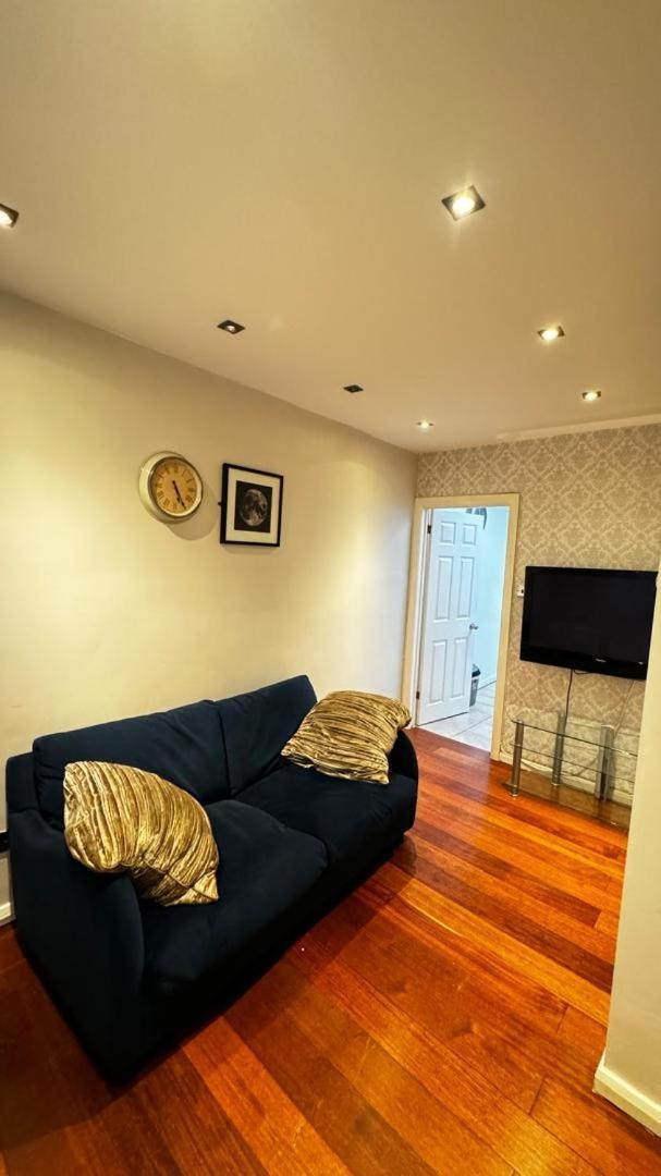 Eastbury Road Home 왓퍼드 외부 사진